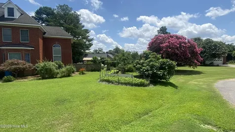 1181 Cedar Hill Drive Williamston NC 27892
