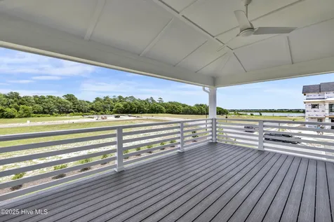 357 Planters Walk Hampstead NC 28443