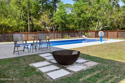 9017 Saint Stephens Place Wilmington NC 28412