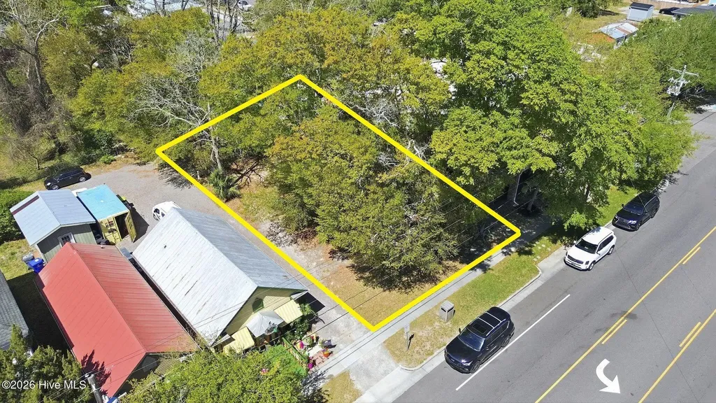 413 N Howe Street Southport NC 28461