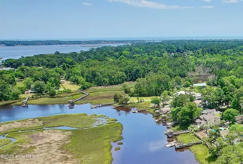 173 Riverside Drive Varnamtown NC 28462