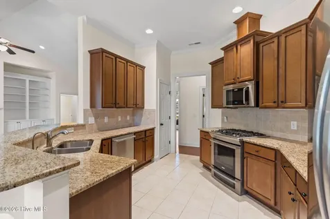 3812 Ridge Crest Drive Southport NC 28461