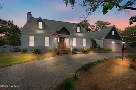 218 Lands End Road Morehead City NC 28557