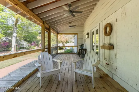 218 Lands End Road Morehead City NC 28557