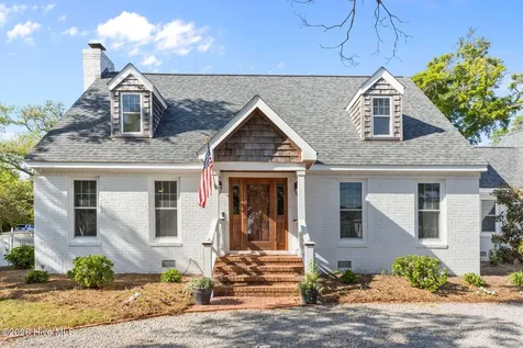 218 Lands End Road Morehead City NC 28557
