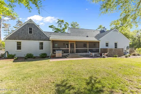 218 Lands End Road Morehead City NC 28557