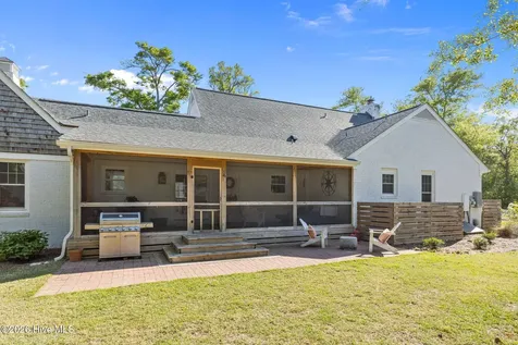 218 Lands End Road Morehead City NC 28557
