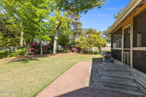 218 Lands End Road Morehead City NC 28557