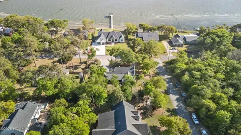 218 Lands End Road Morehead City NC 28557