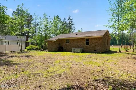 3772 Tom Sessions Road Whiteville NC 28472