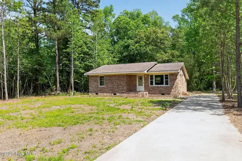 3772 Tom Sessions Road Whiteville NC 28472