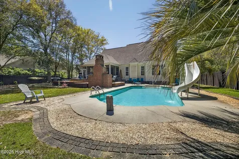 804 Albatross Way Hampstead NC 28443