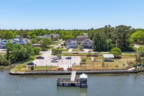 140 NE 14th Street Oak Island NC 28465