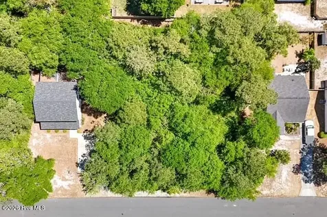 140 NE 14th Street Oak Island NC 28465