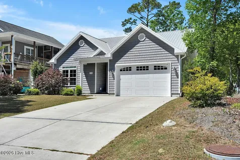 155 NE 18th Street Oak Island NC 28465