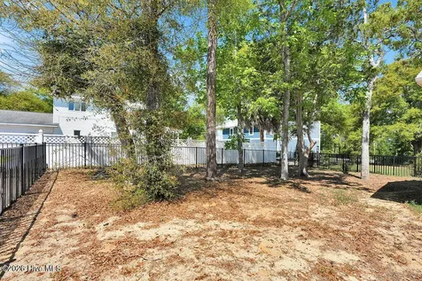 155 NE 18th Street Oak Island NC 28465