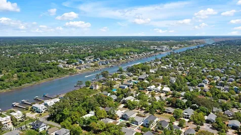 155 NE 18th Street Oak Island NC 28465