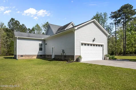 164 Bay View Drive Chocowinity NC 27817