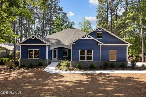 107 Devonshire Avenue W Seven Lakes NC 27376