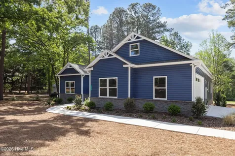 107 Devonshire Avenue W Seven Lakes NC 27376