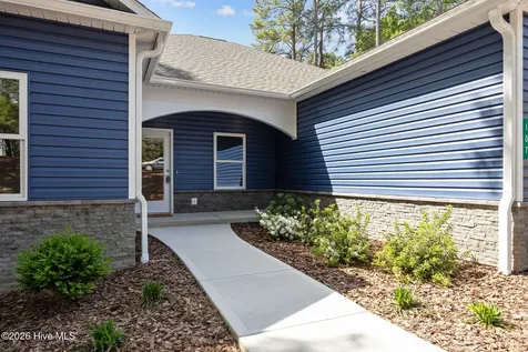 107 Devonshire Avenue W Seven Lakes NC 27376