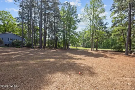 107 Devonshire Avenue W Seven Lakes NC 27376
