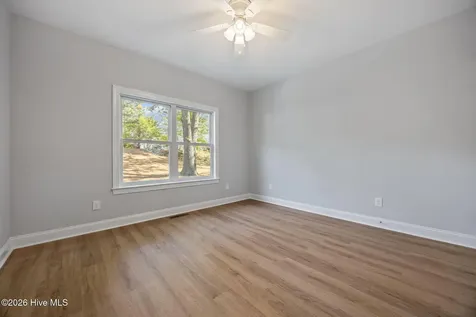 107 Devonshire Avenue W Seven Lakes NC 27376