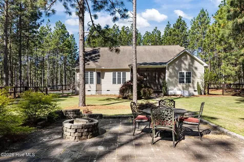 9050 Calloway Road Aberdeen NC 28315