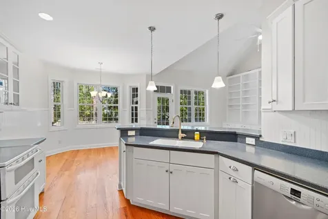 3604 Gleneagle Drive Southport NC 28461