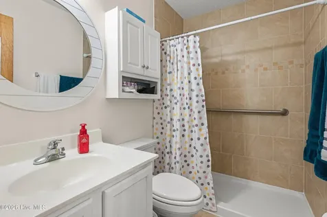106 Ellen Court Jacksonville NC 28540