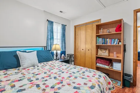 106 Ellen Court Jacksonville NC 28540