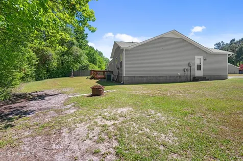106 Ellen Court Jacksonville NC 28540