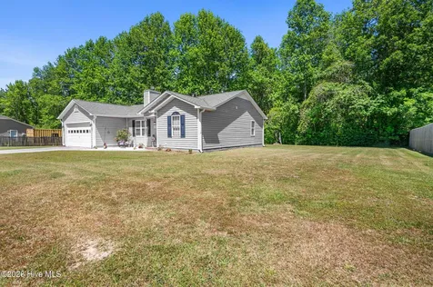 106 Ellen Court Jacksonville NC 28540