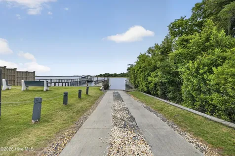 8900 Champion Hills Drive Wilmington NC 28411