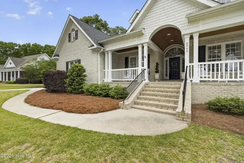 8900 Champion Hills Drive Wilmington NC 28411