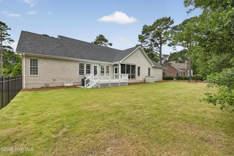 8900 Champion Hills Drive Wilmington NC 28411
