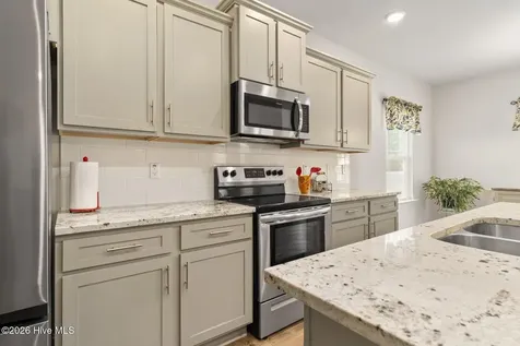 5021 Green Hawthorne Court Battleboro NC 27809