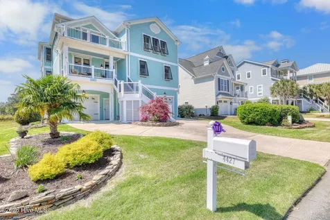 4427 Midshipman Court SE Southport NC 28461