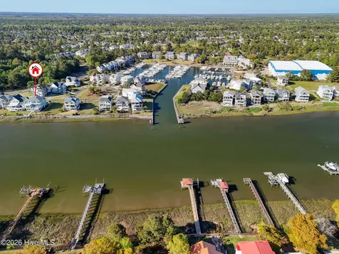 4427 Midshipman Court SE Southport NC 28461