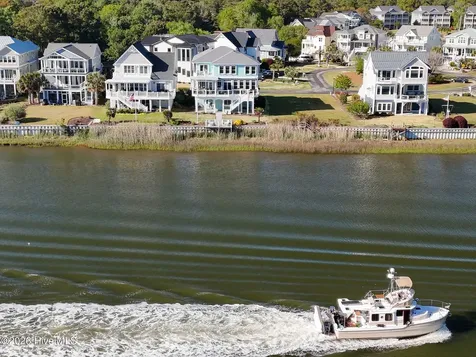 4427 Midshipman Court SE Southport NC 28461