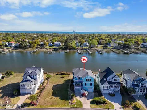 4427 Midshipman Court SE Southport NC 28461