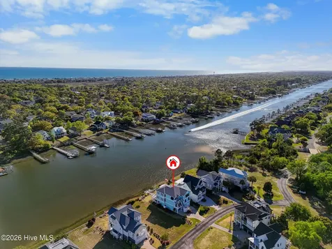 4427 Midshipman Court SE Southport NC 28461