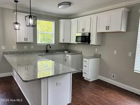 1528 Chateau Lane Rocky Mount NC 27803