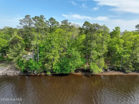 704 Cedarhurst Drive SE Bolivia NC 28422