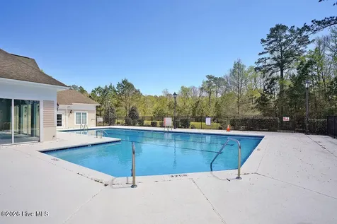 704 Cedarhurst Drive SE Bolivia NC 28422