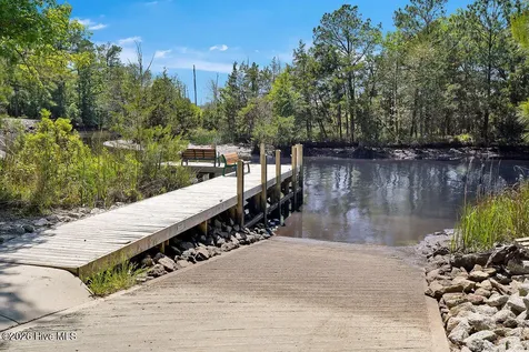 704 Cedarhurst Drive SE Bolivia NC 28422