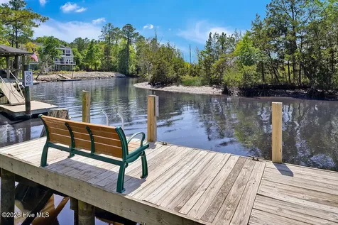 704 Cedarhurst Drive SE Bolivia NC 28422