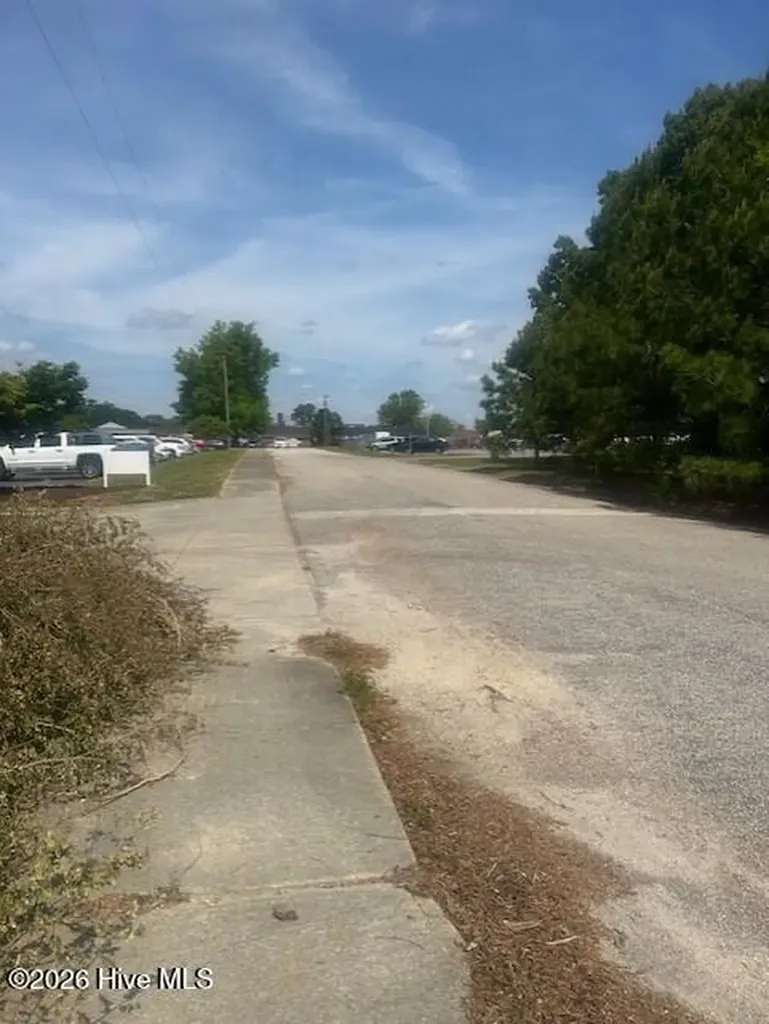 000 E Mckay Street Elizabethtown NC 28337