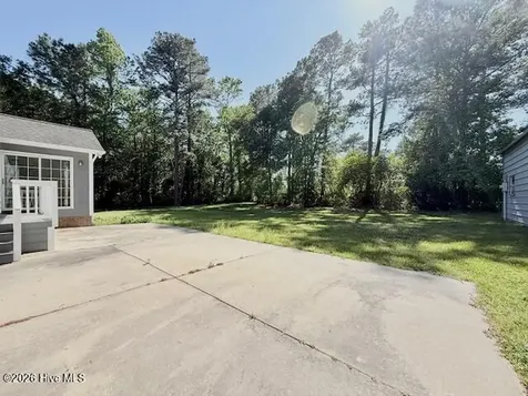 1215 Willow Springs Drive W Richlands NC 28574