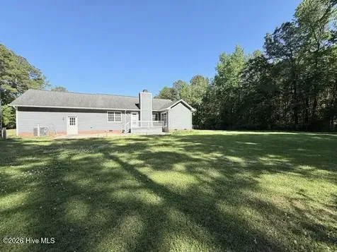 1215 Willow Springs Drive W Richlands NC 28574